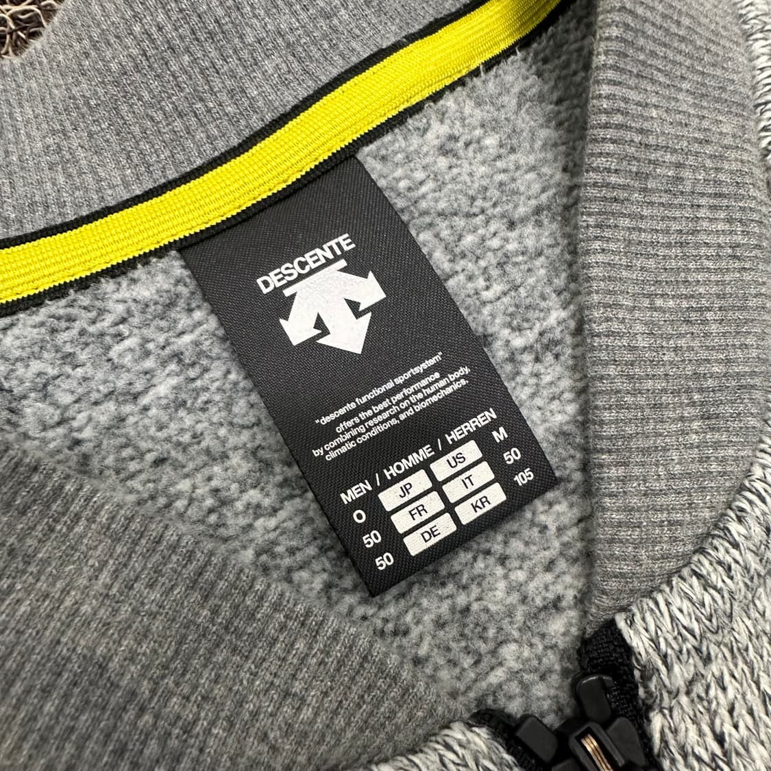 데상트 캐나다 스키 크로스 기모 집업 점퍼 자켓 그레이 105(XL) 상품이미지3