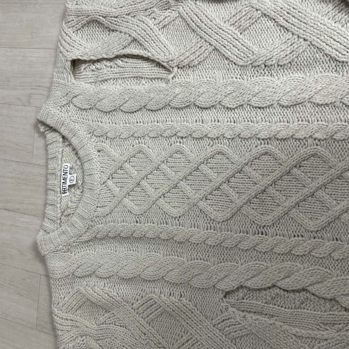 파르티멘토 우먼 컷아웃 니트 아이보리 상품이미지3