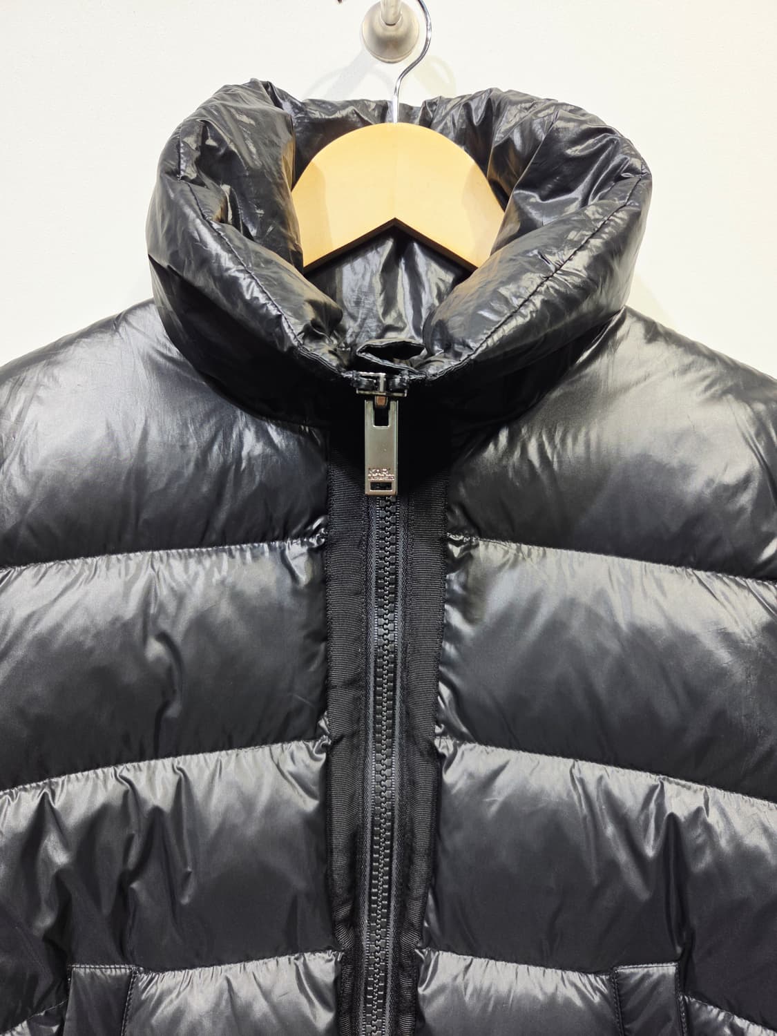 칼라거펠트 파리스 글로시 구스다운 숏패딩 상품이미지3