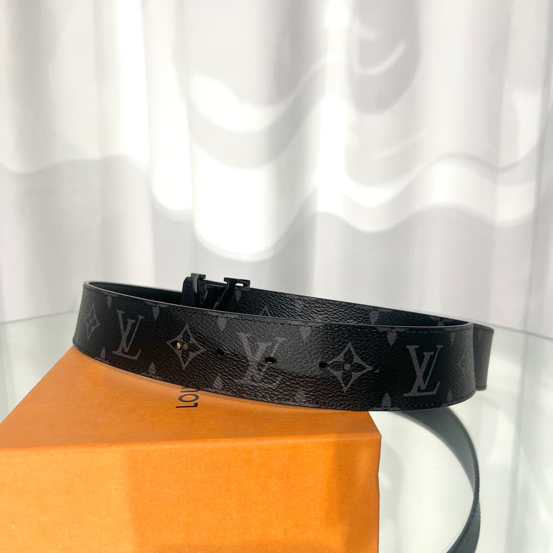 루이비통 모노그램 벨트 블랙
 상품이미지2