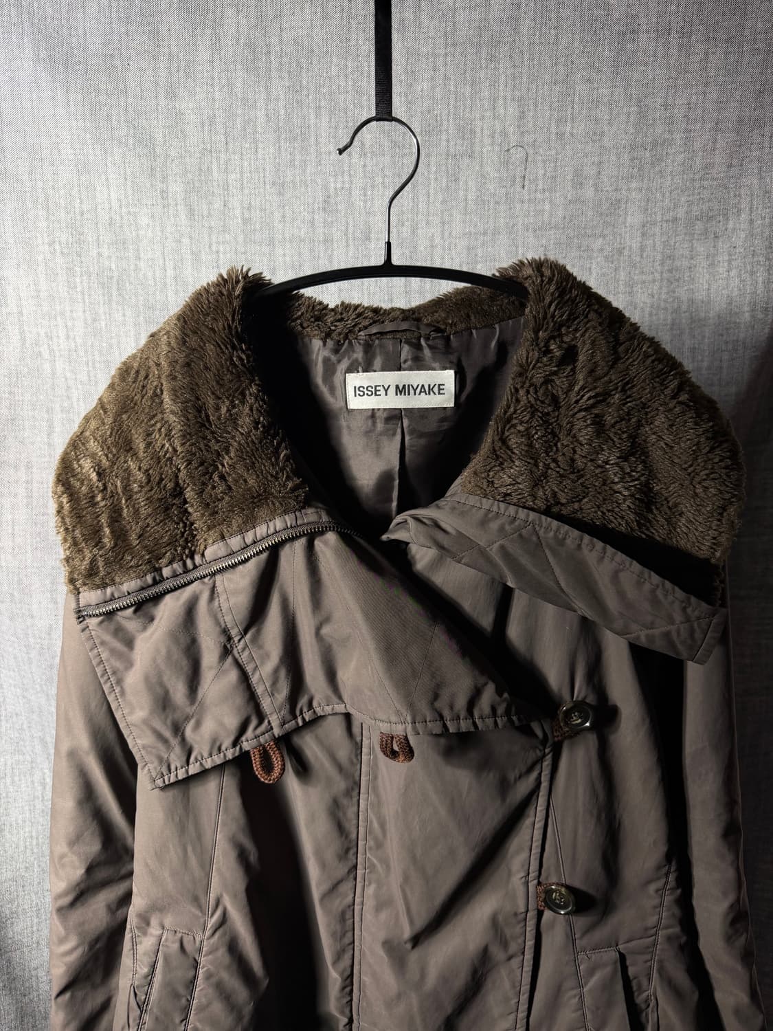 이세이미야케 비대칭사선 윈터 점퍼 상품이미지5