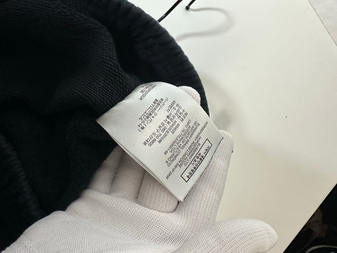 버버리 레터링로고 트레이닝 숏팬츠 블랙 (M) 상품이미지7