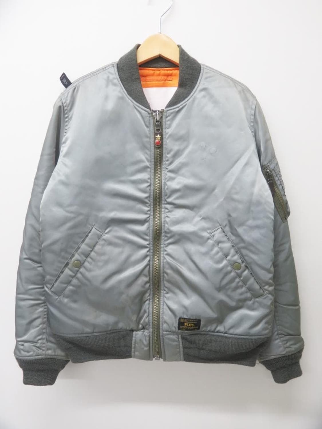 WTAPS MA-1 봄버 자켓 실버 상품이미지1