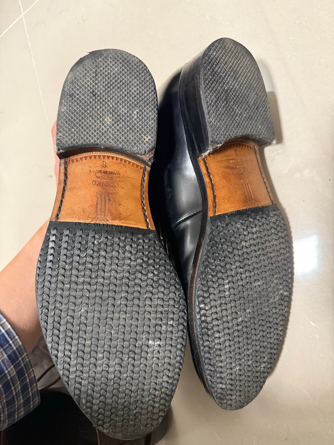 얀코 남성 더비 슈즈 블랙 6사이즈 (250~255) 상품이미지6