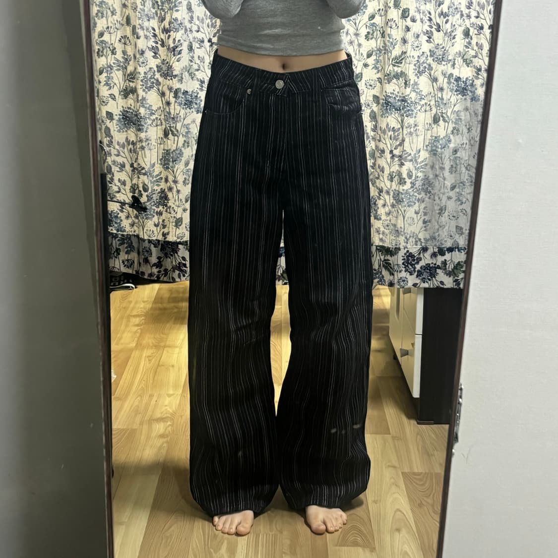 밀로우먼 스트라이프 벌룬진 워시드 블랙 상품이미지1