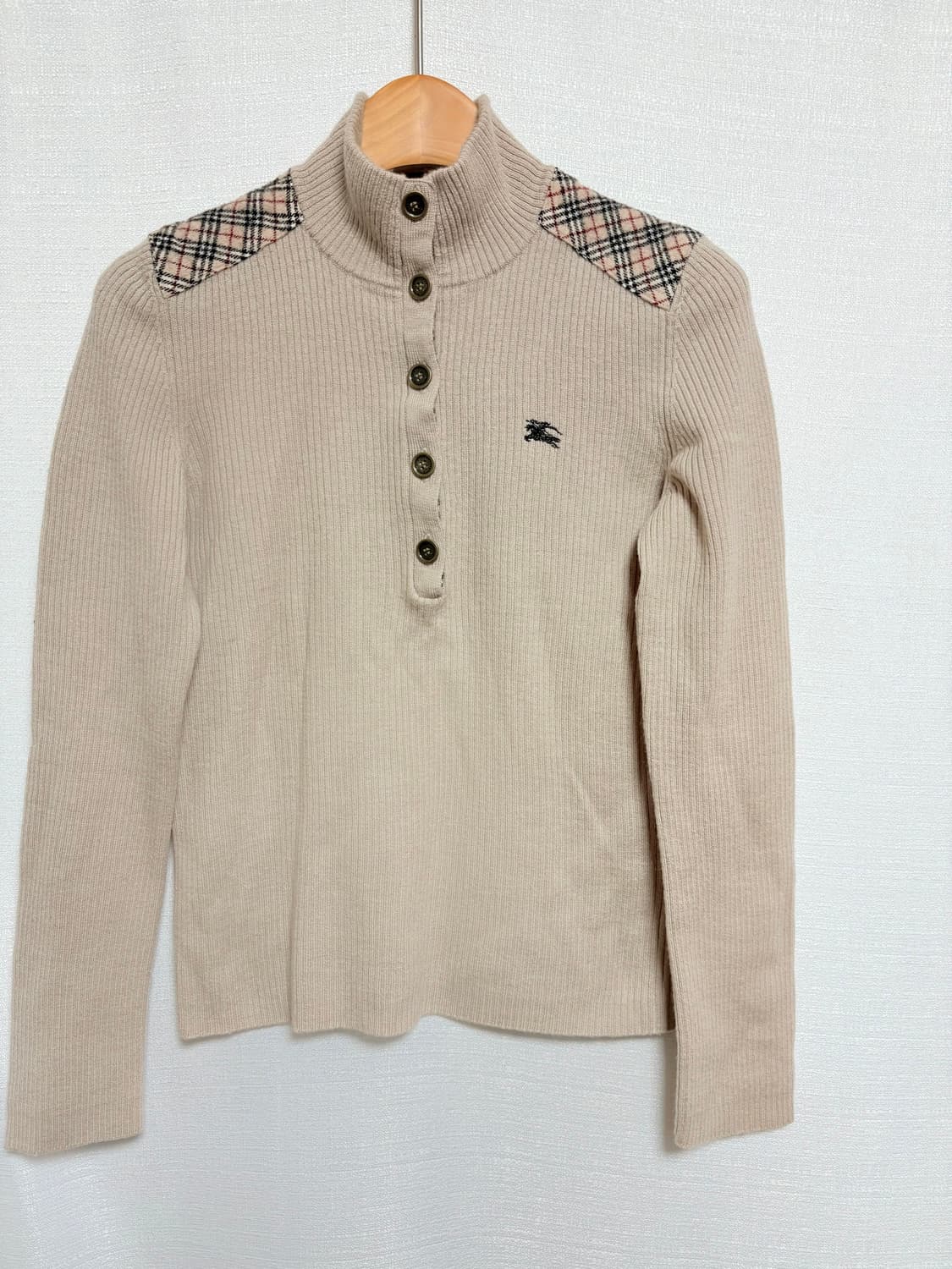 버버리블루라벨숄더체크티셔츠 상품이미지2