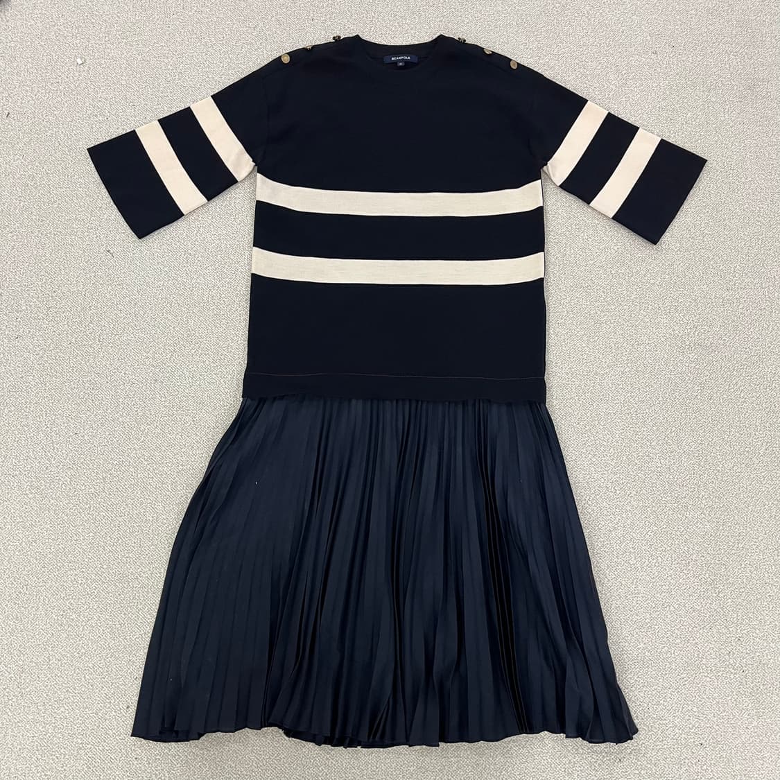 90 빈폴 여성 모 니트 플리츠 원피스 0122M1 상품이미지1