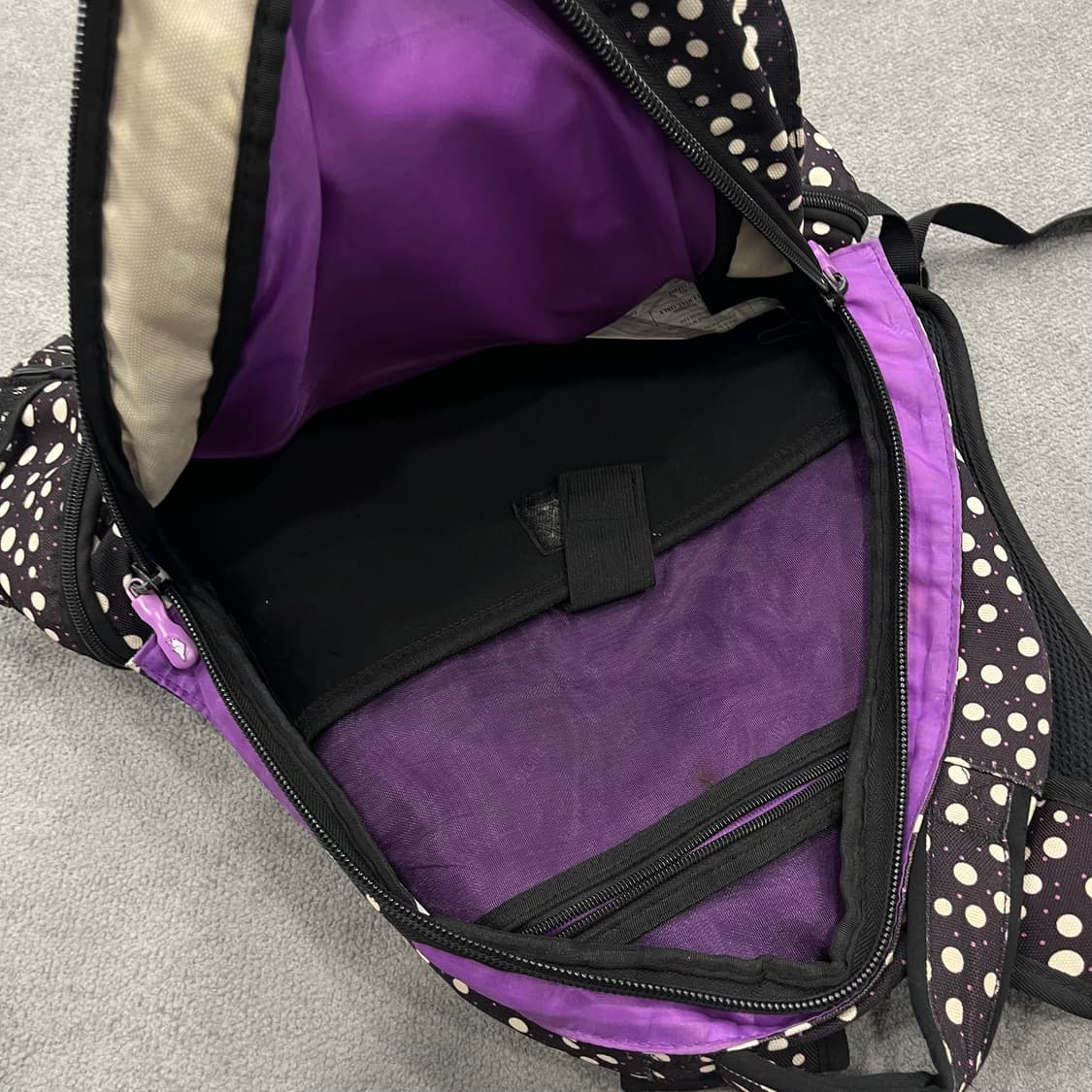 Roots 루츠 도트패턴 백팩 상품이미지3