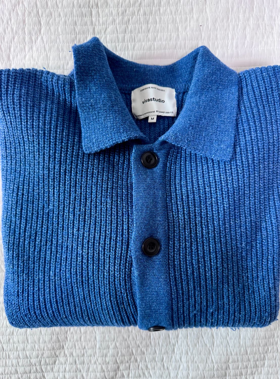 비바스튜디오 BUTTON CARDIGAN KA [BLUE] 상품이미지1
