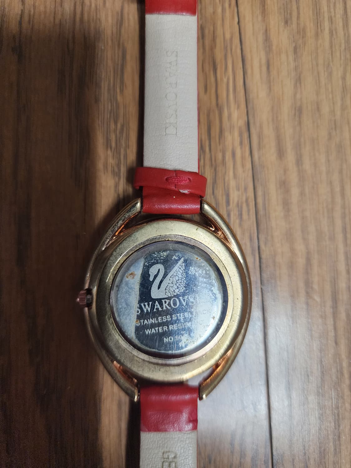 스와로브스키 여성 레드 가죽 시계 상품이미지4