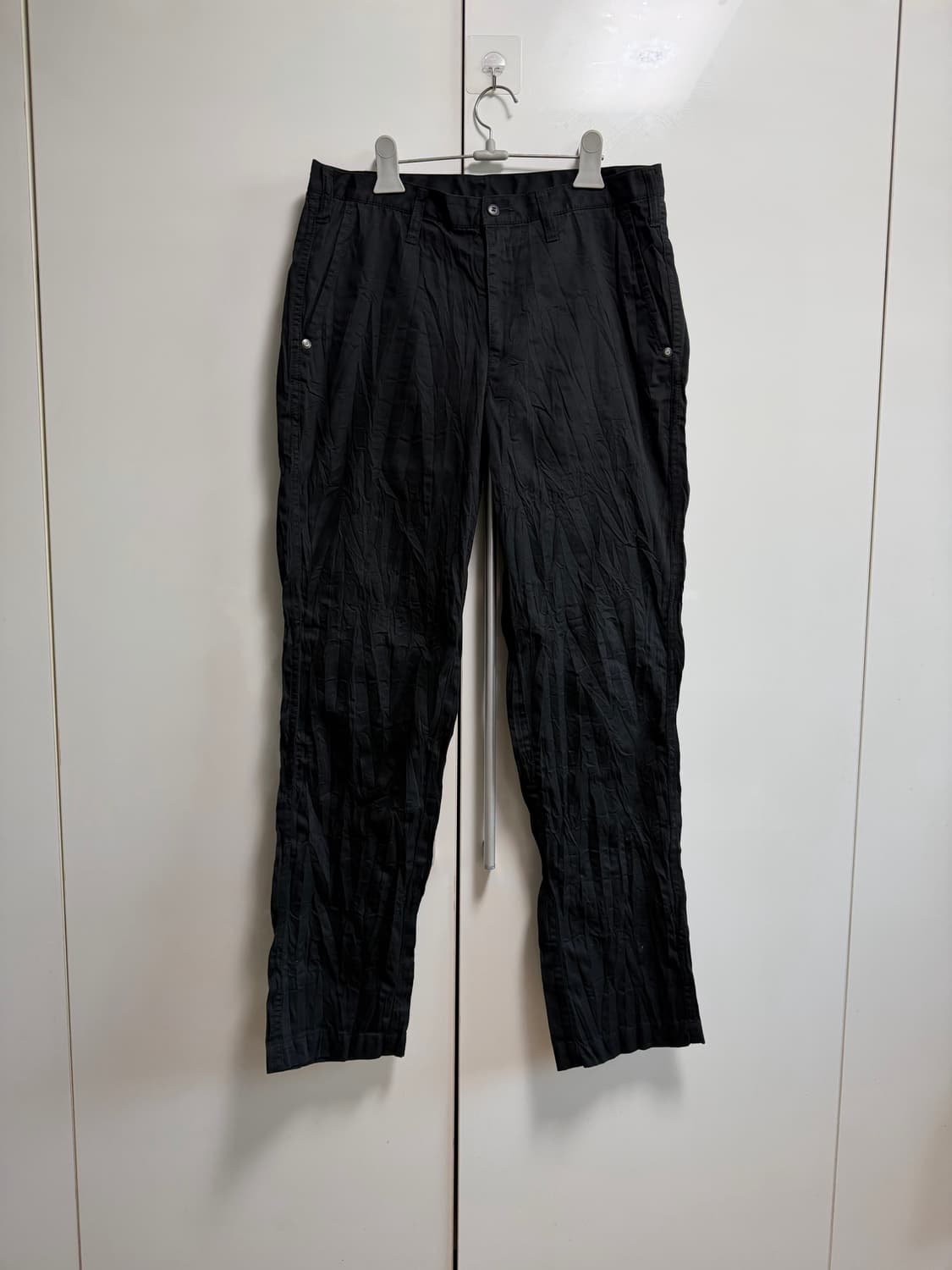 이세이 미야케 맨 크링클 팬츠 블랙 2 상품이미지1