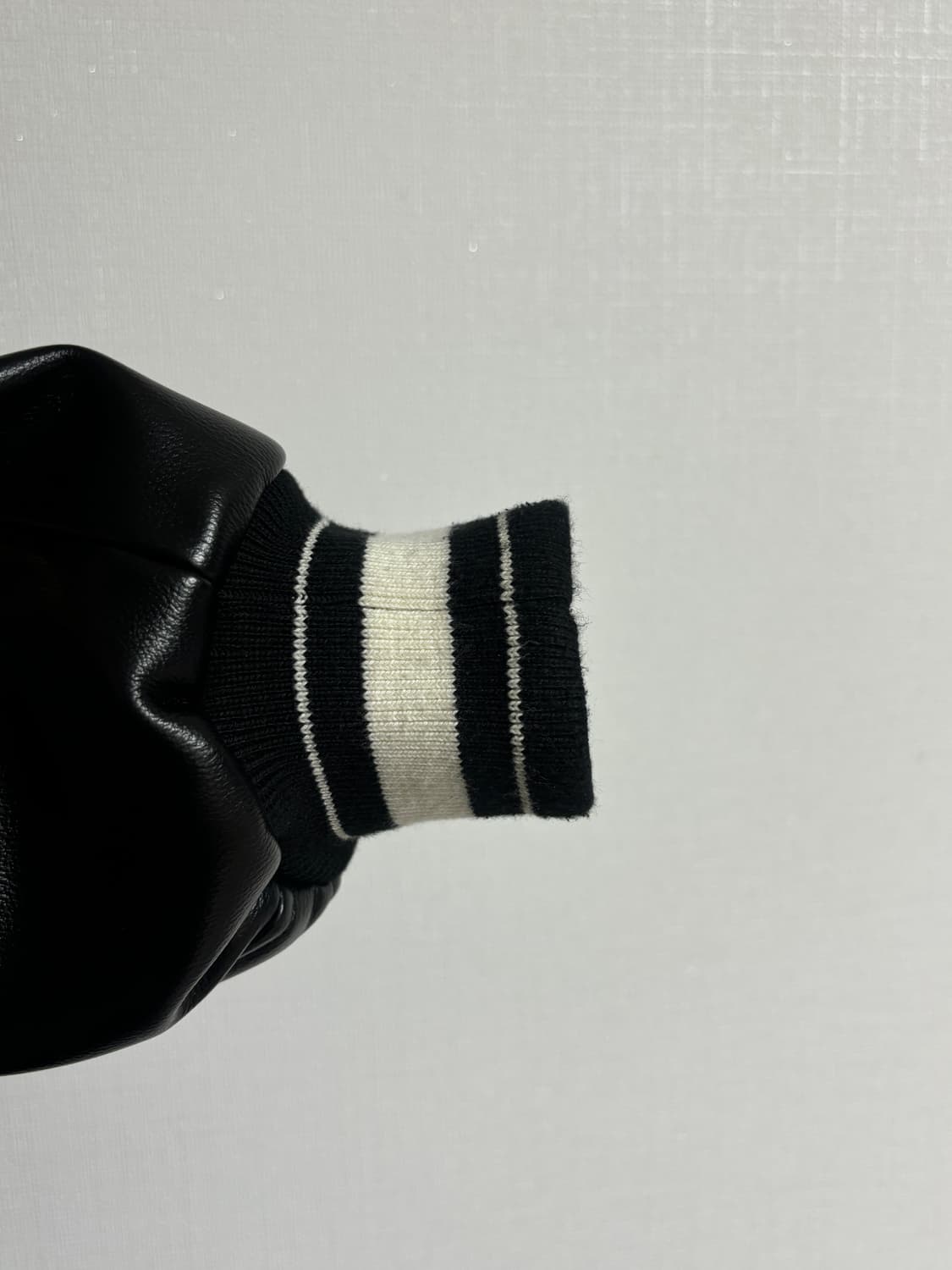 더바이닐하우스 바시티 자켓 상품이미지6