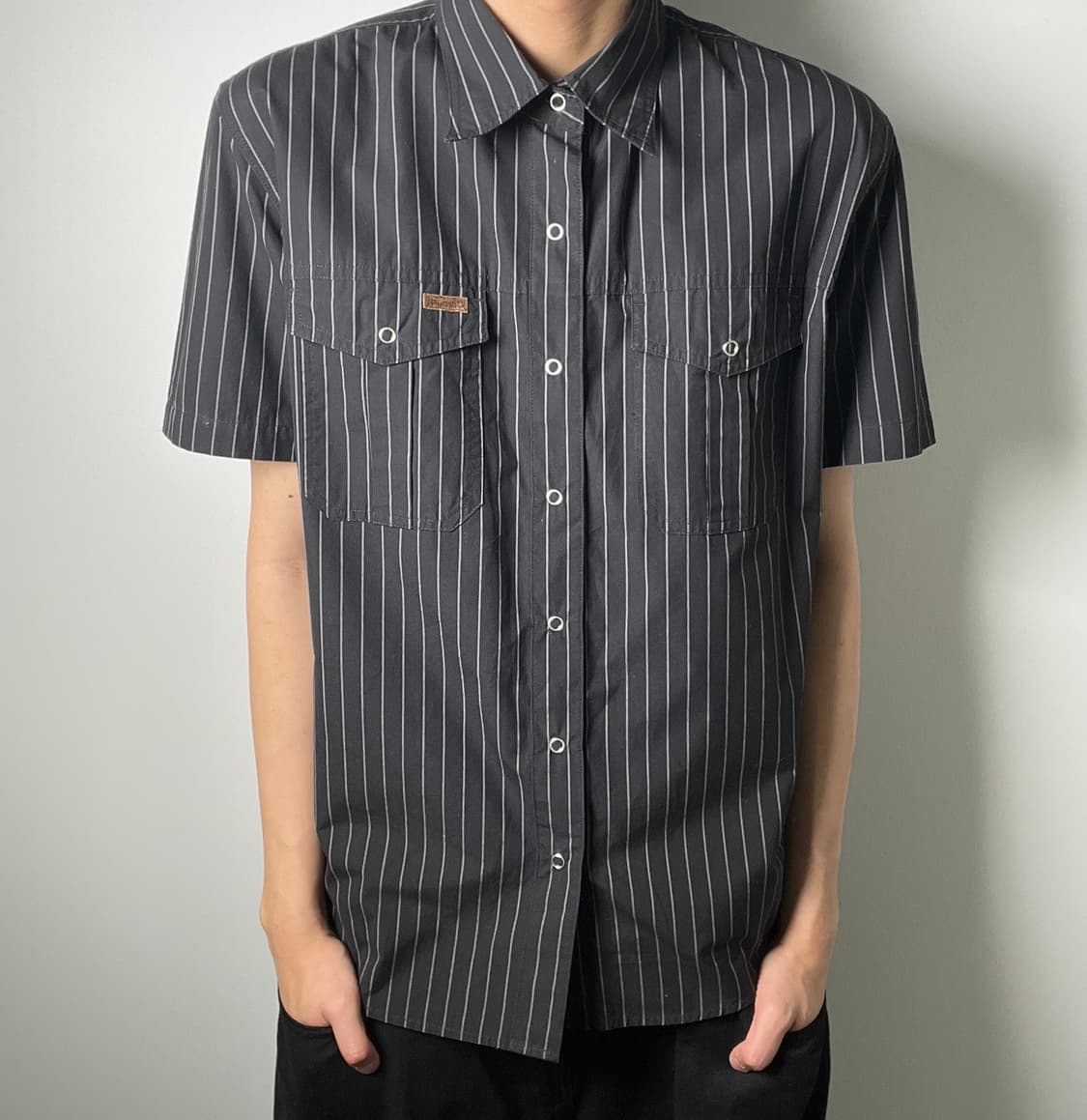 Carhartt 칼하트 블랙 스트라이프 반팔 셔츠 L 상품이미지3