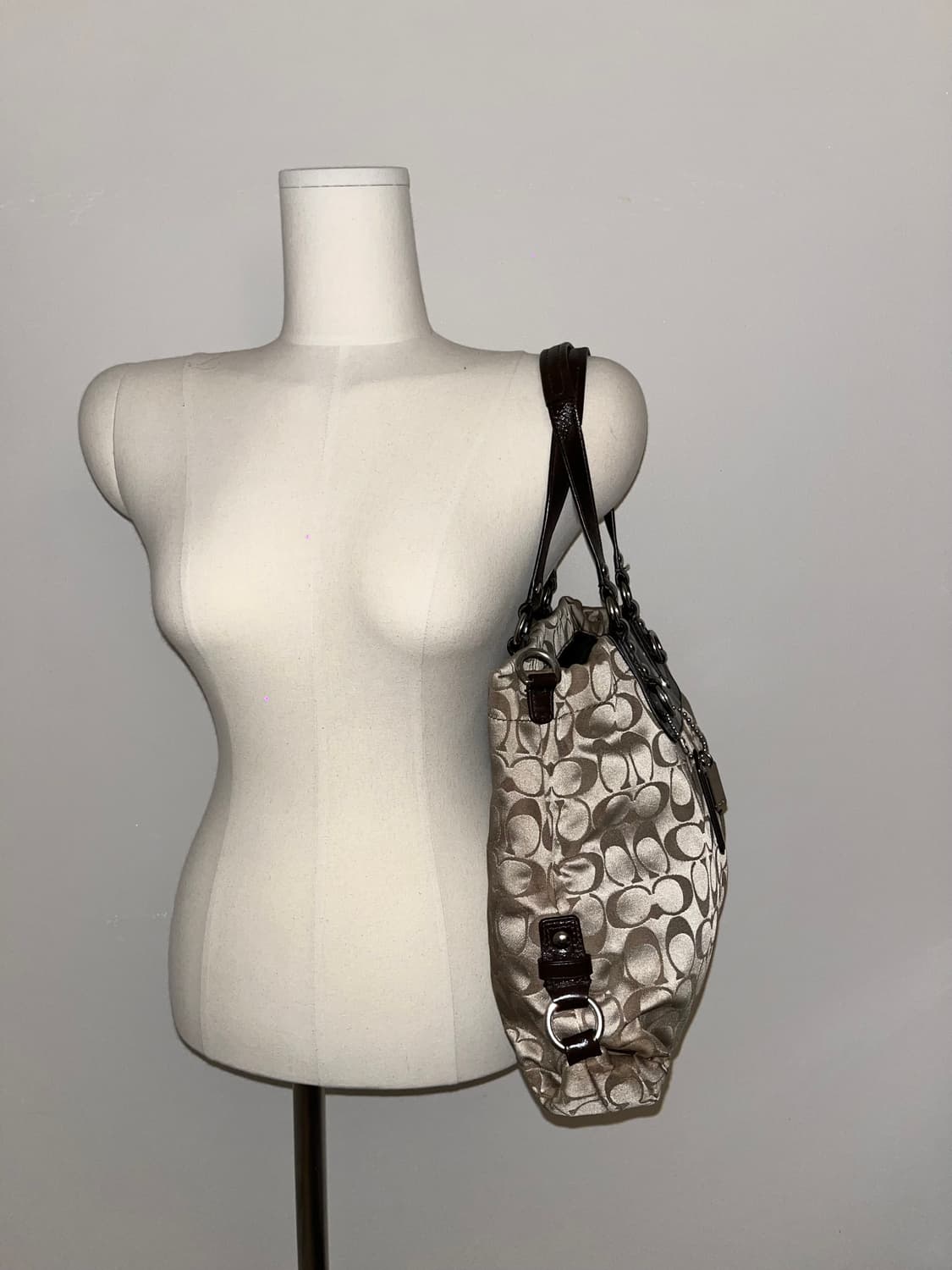 📦2000s Coach Y2K shoulder bag 상품이미지4