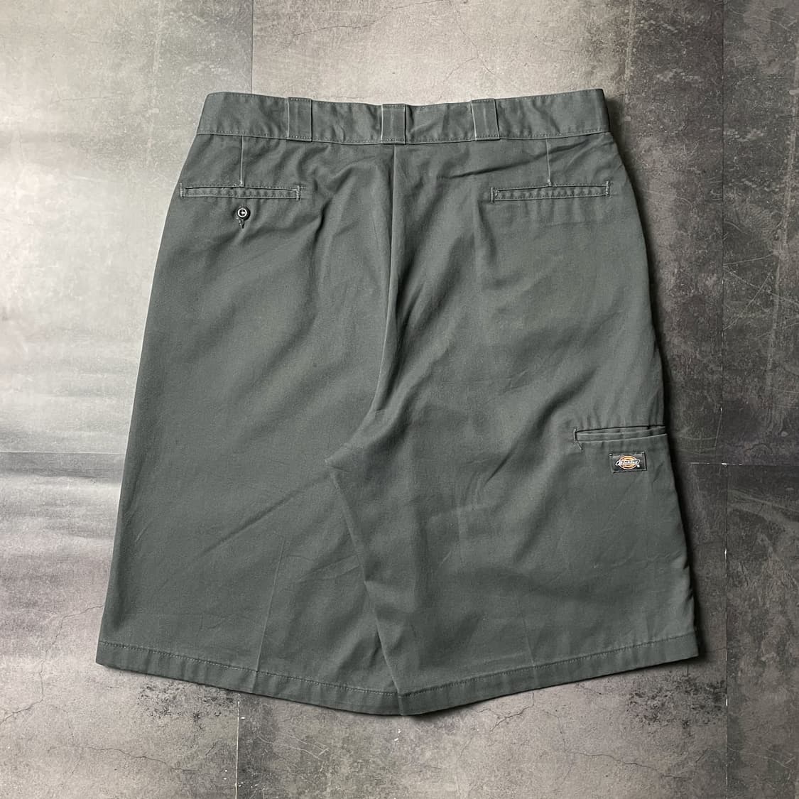 DICKIES 디키즈42283 루즈핏 버뮤다 워크 하프팬츠 A01102 상품이미지6