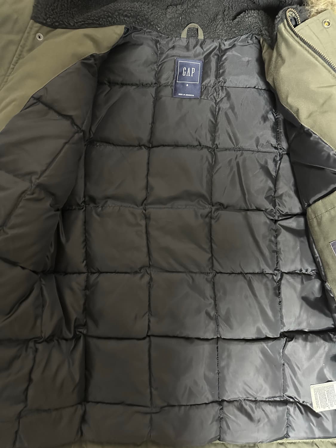 갭 GAP 패딩 S사이즈 판매합니다 상품이미지3
