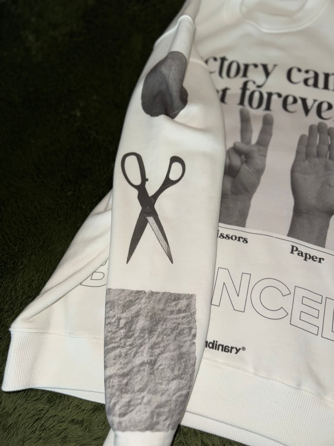 [L] 엑스트라오디너리 RSF 그래픽 릴렉스 핏 스웻셔츠 화이트 상품이미지5