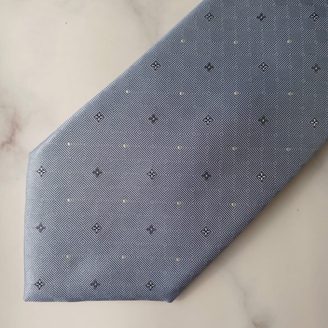루이비통 실크 블루 시그니처 패턴 넥타이 9.6cm A+등급 E766
 상품이미지6