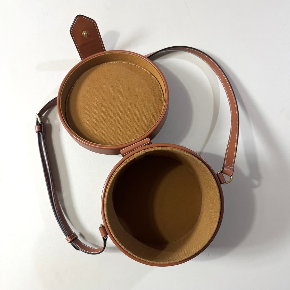 [정품/당일출고]셀린느 트리옹프 탐부르백 / 숄더백 상품이미지8