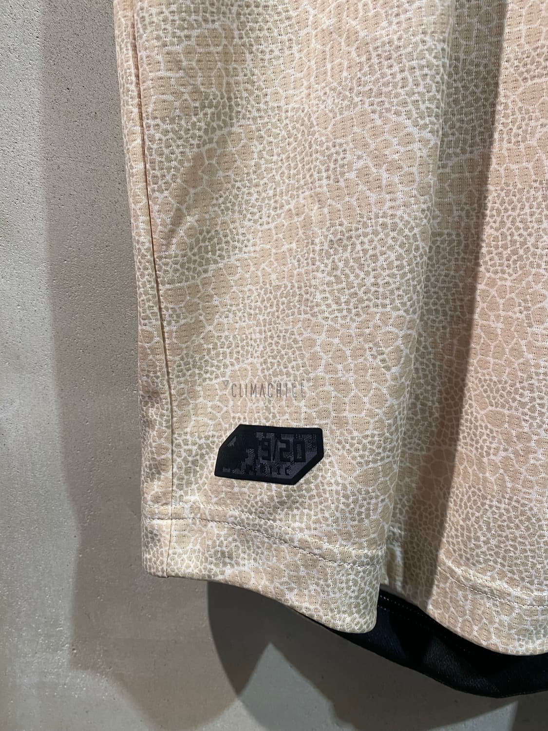 19-20 맨체스터유나이티드 브루노 페르난데스 어웨이 유니폼 (어센틱) 상품이미지6