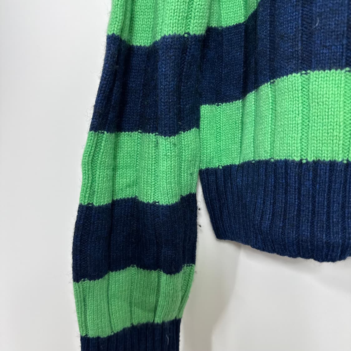 룩캐스트 클레오 스트라이프 니트 m사이즈 상품이미지7