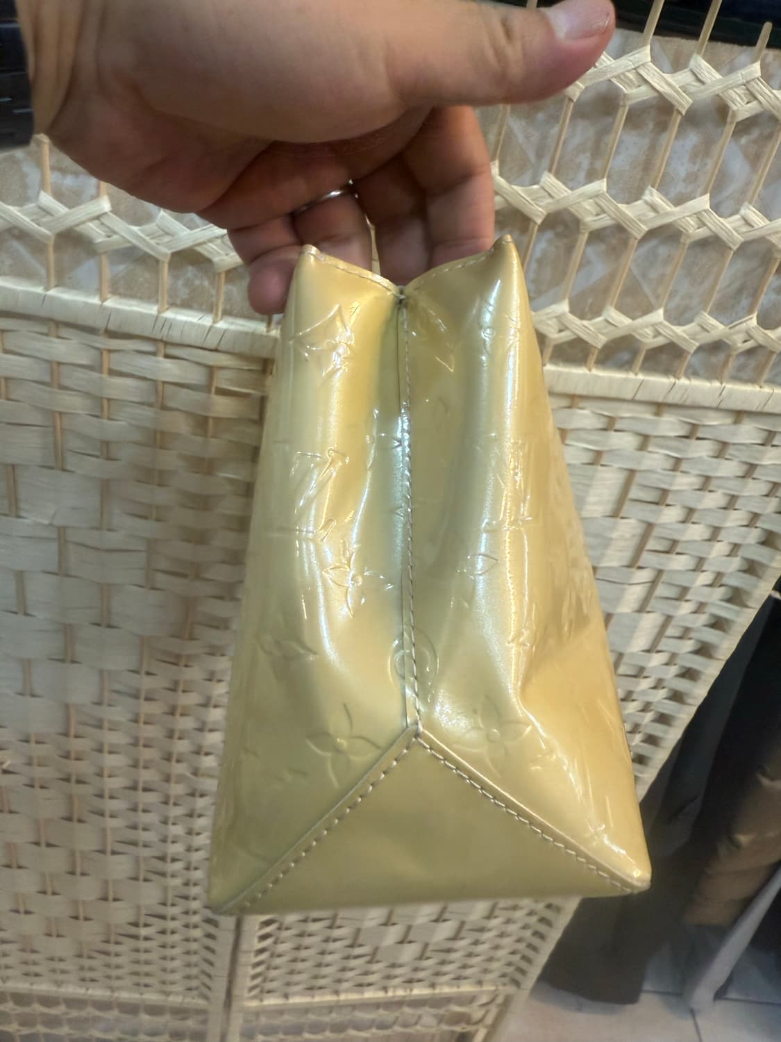 정품 루이비통 베르니 토트백 팝니다 상품이미지5