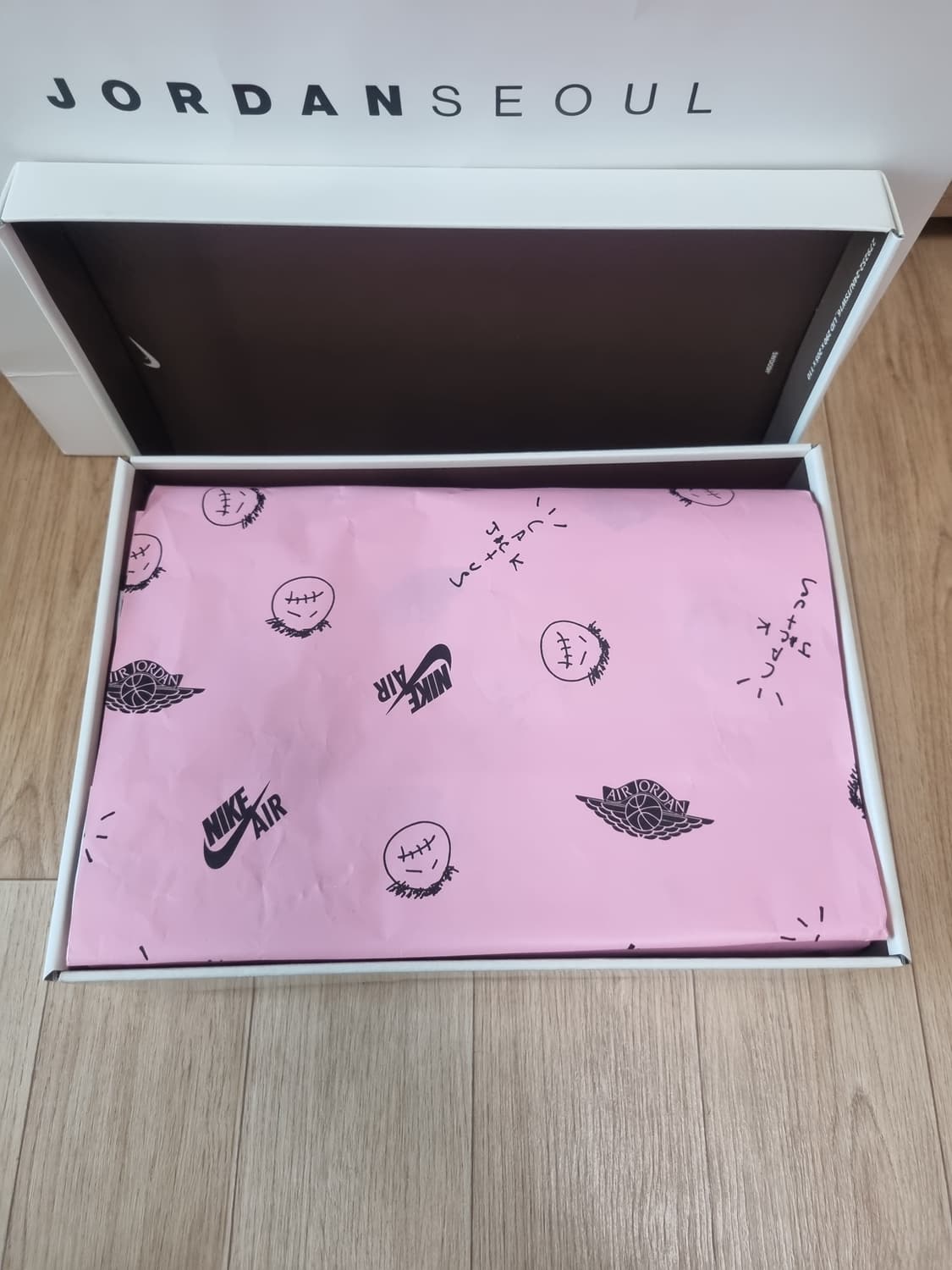 조던 1 x 트래비스 스캇 레트로 로우 OG SP 벨벳 브라운 250 상품이미지5