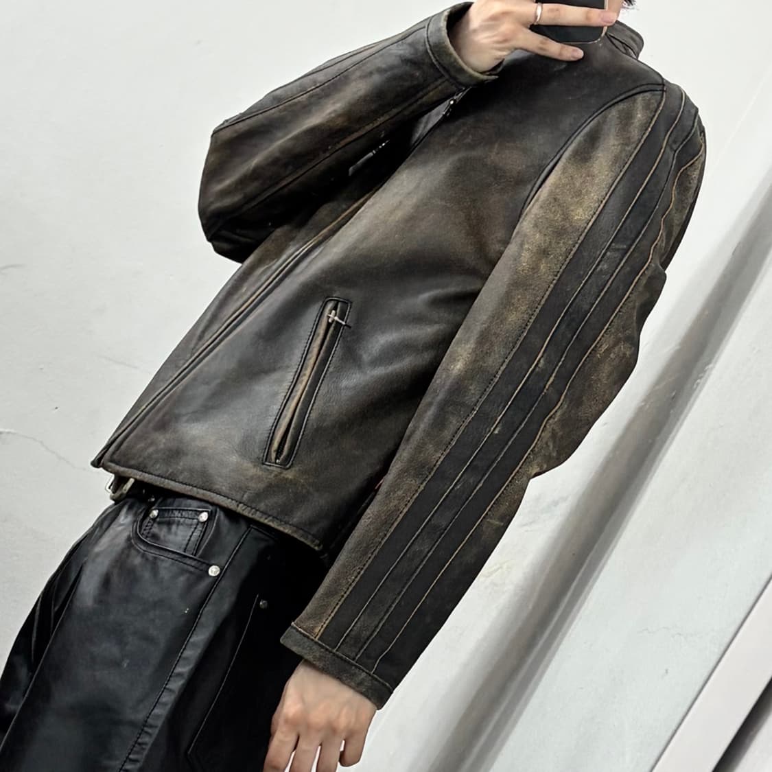 리바이스 워시드 카우하이드 라이더 자켓 상품이미지3