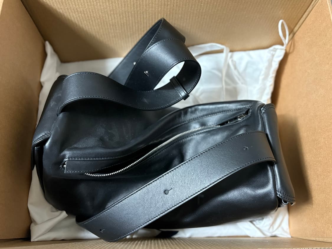 SUNNEI LABAULETTO TWISTED Bag (가격제안받아요~) 상품이미지5