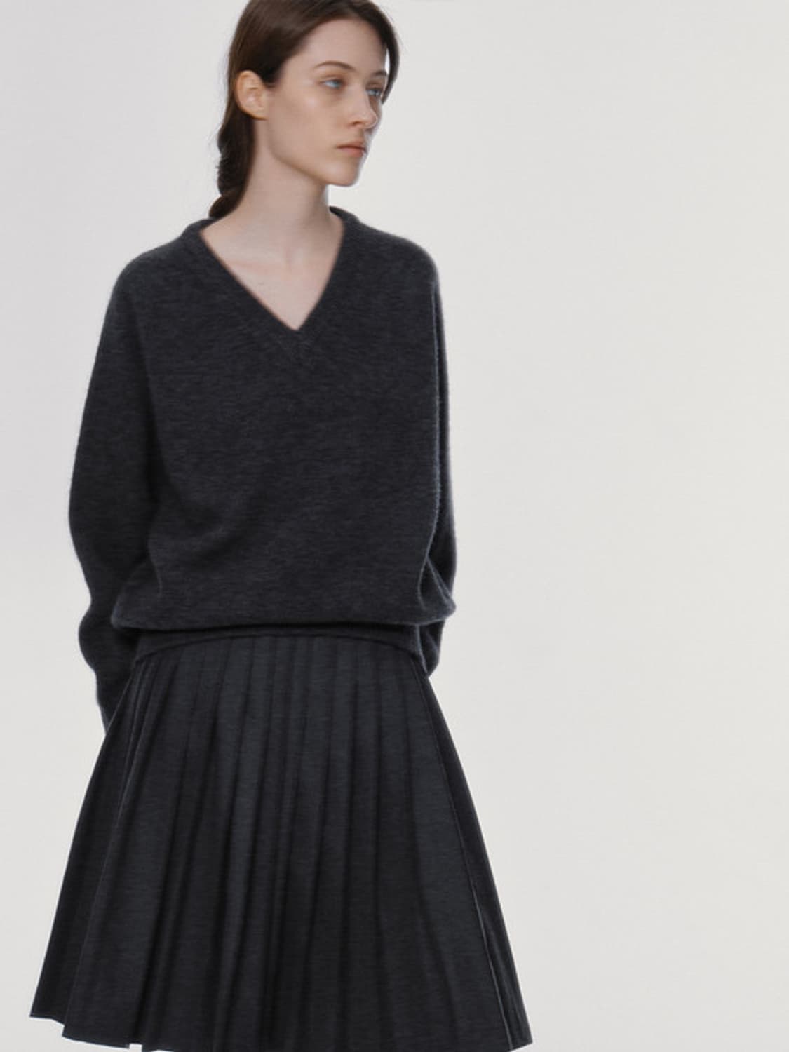 낫띵리튼 알파카 니트 차콜 상품이미지1