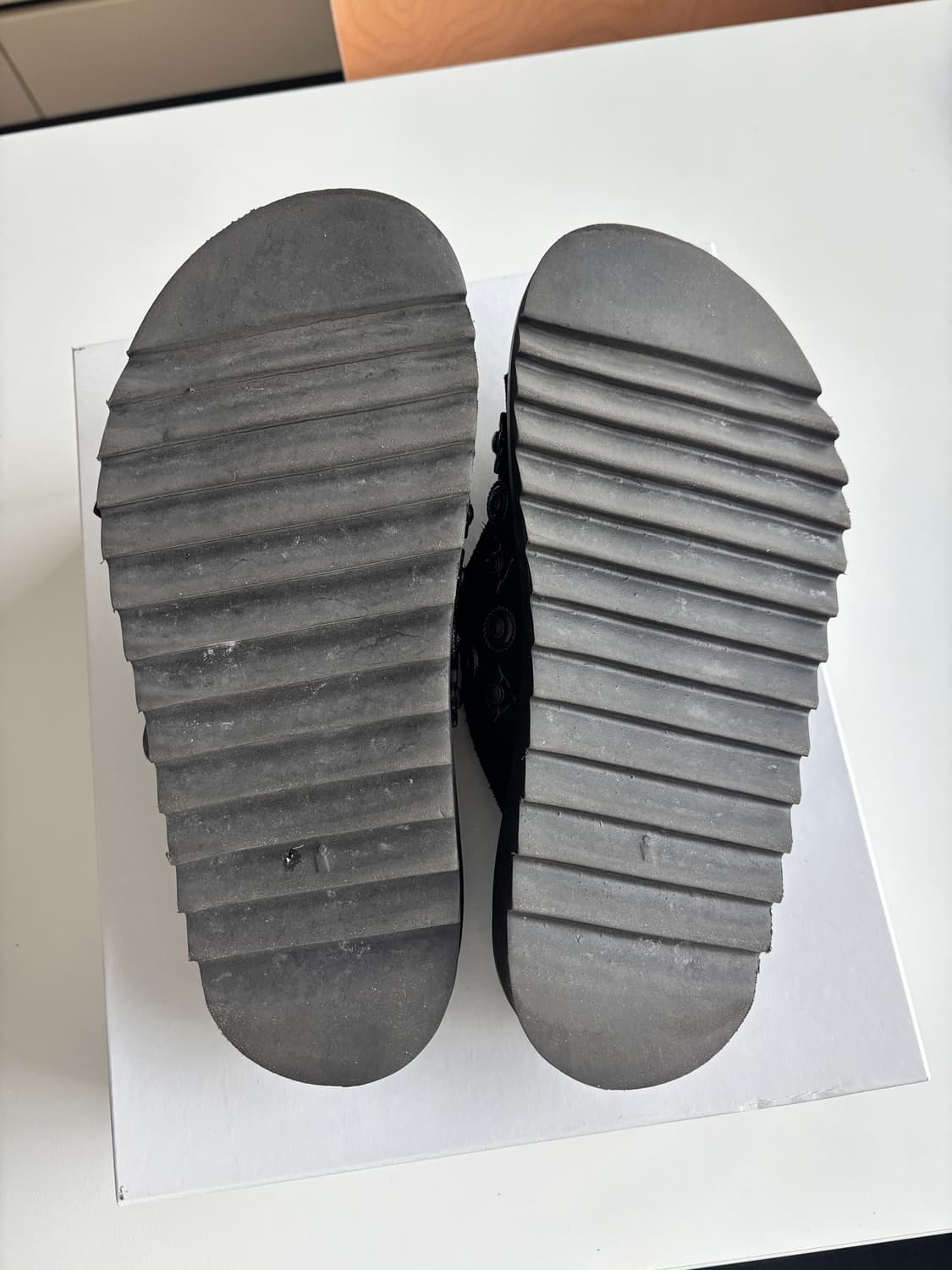 토가 블랙 버클 샌들 36 상품이미지5