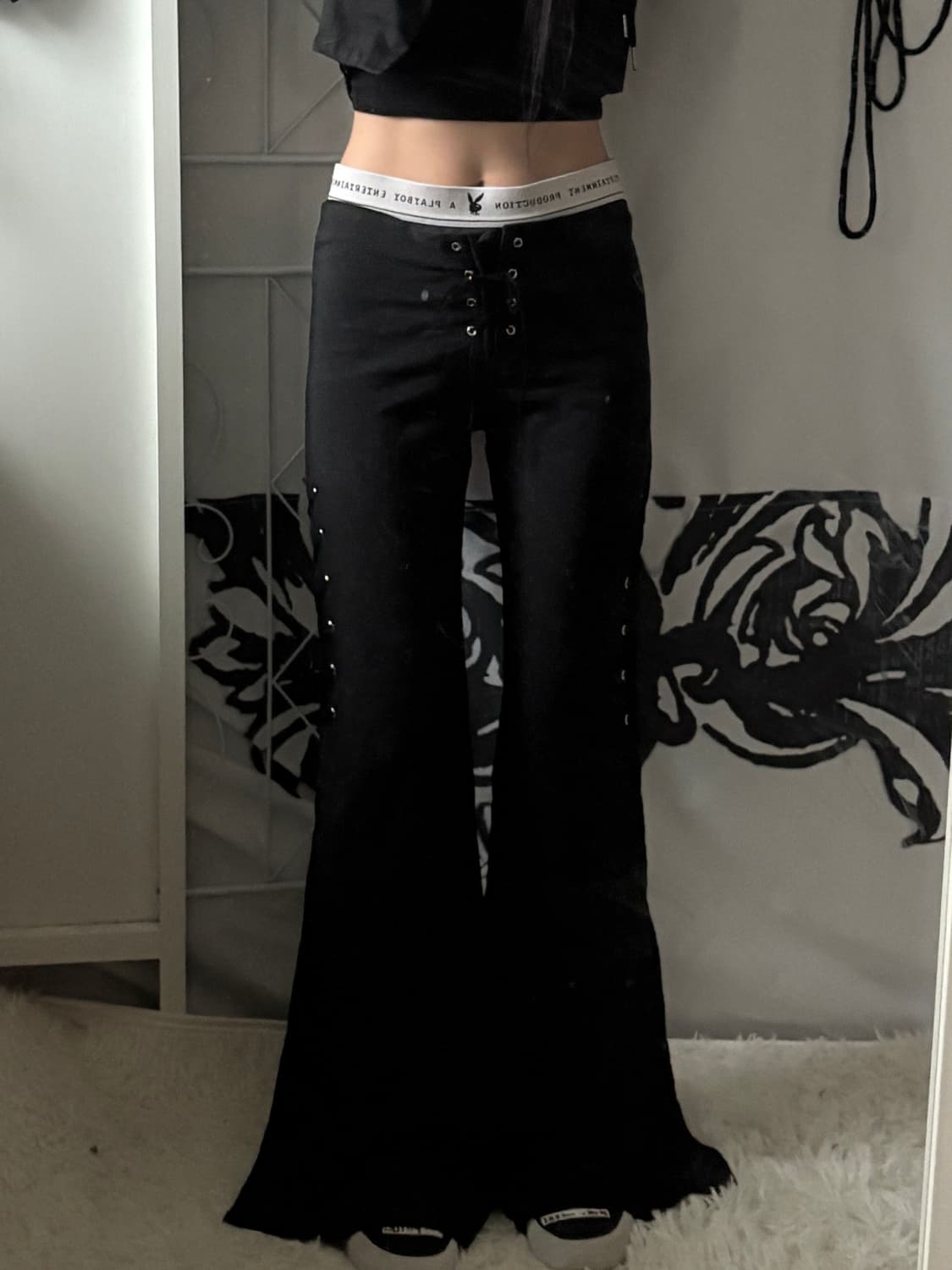 • Black eyelet bootcut pants 상품이미지3