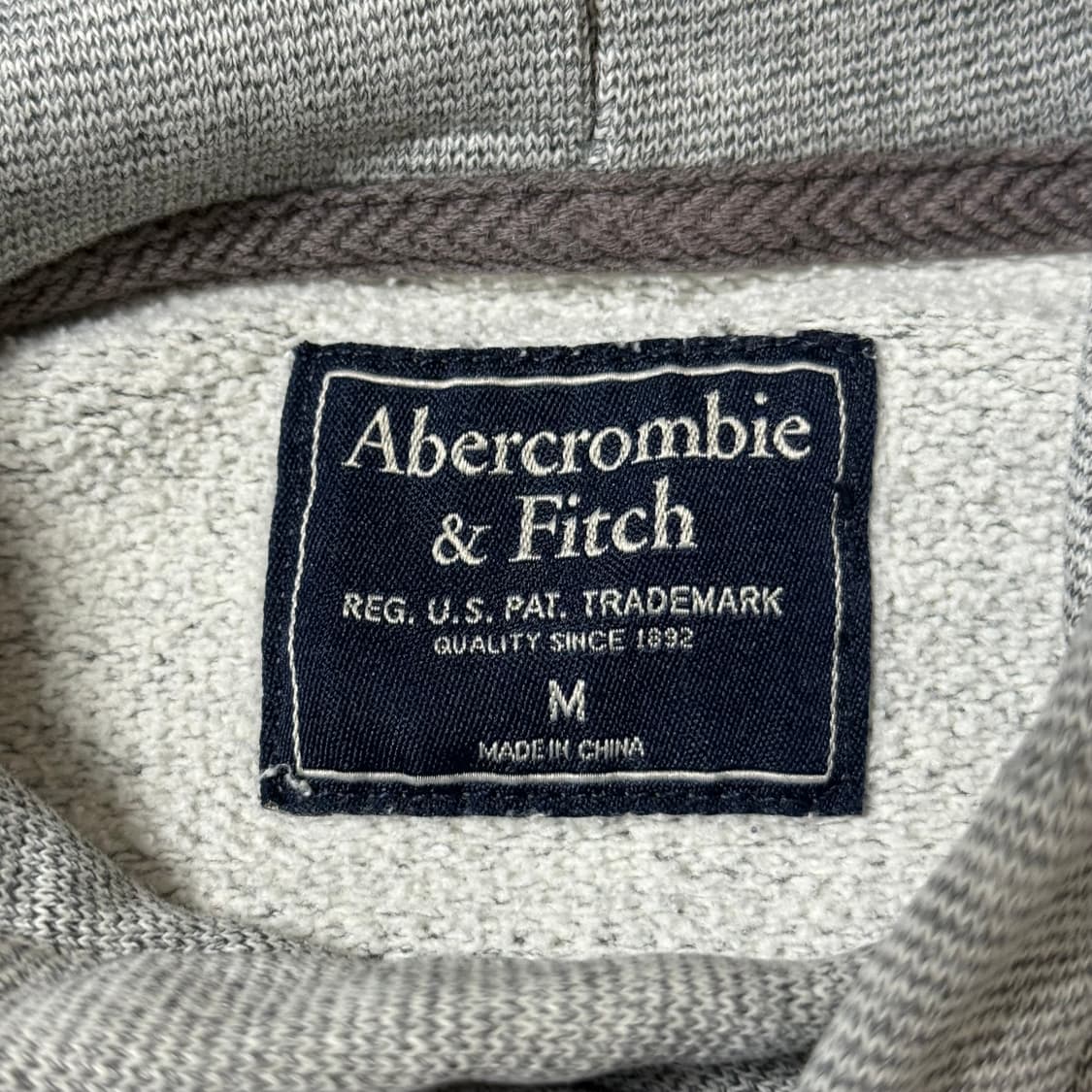 아베크롬비 후드티 M 상품이미지6
