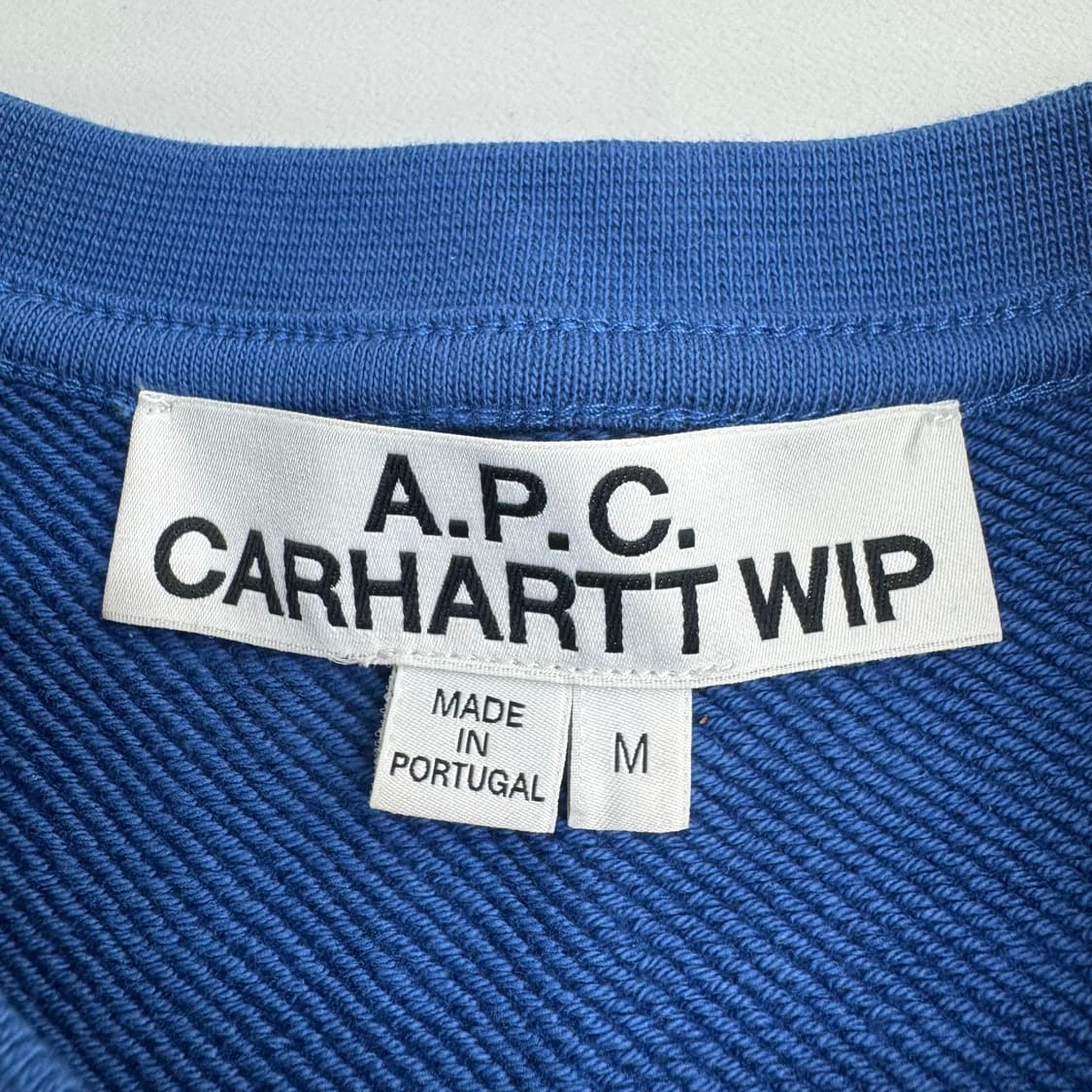 칼하트 X A.P.C 맨투맨  상품이미지4