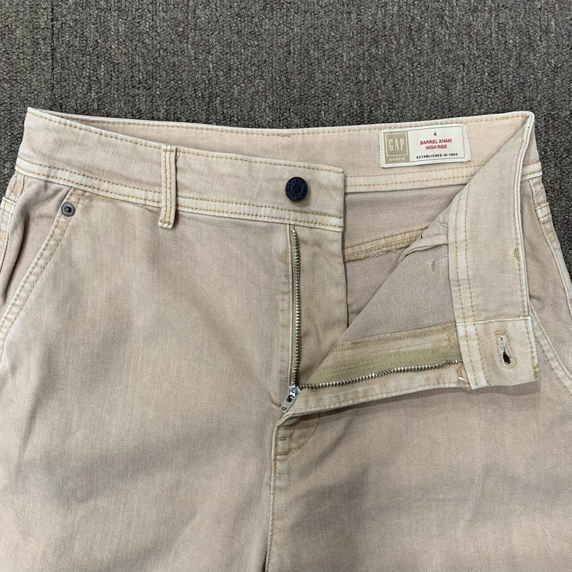 [28] GAP 배럴 카키 하이라이즈 가먼트다잉 코튼팬츠 상품이미지4