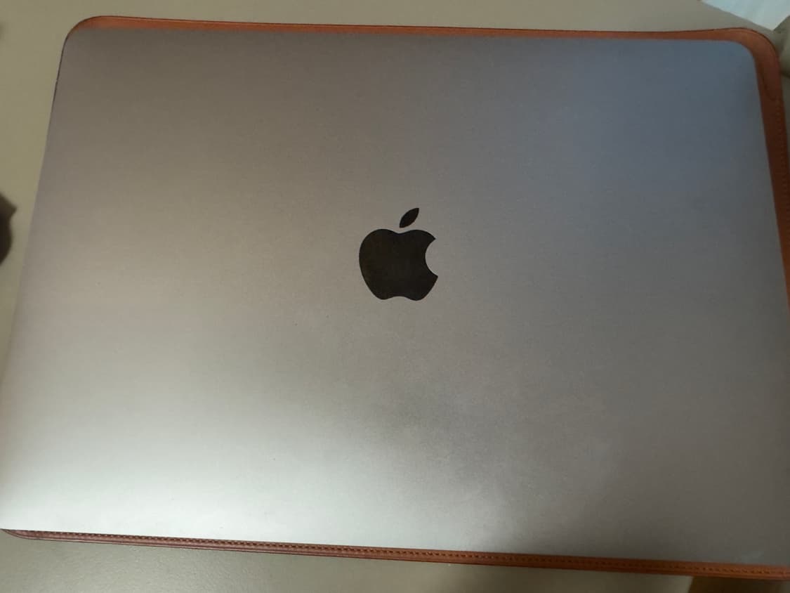 애플 맥북 에어 M1 8GB 성능 배터리 88% 정품파우치 특A급 상품이미지1