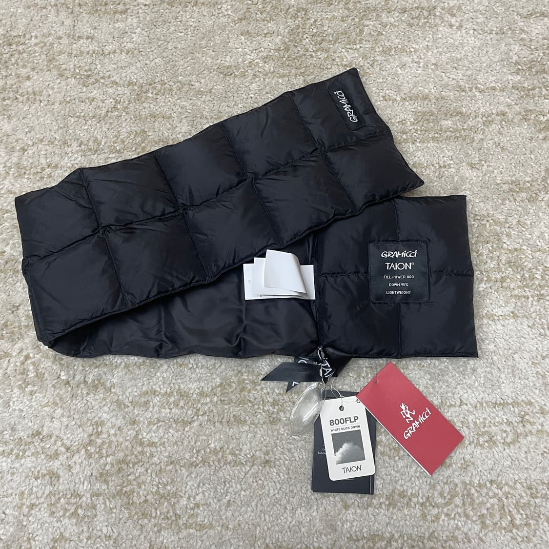그라미치 x 타이온 경량 다운 패딩 머플러 상품이미지2
