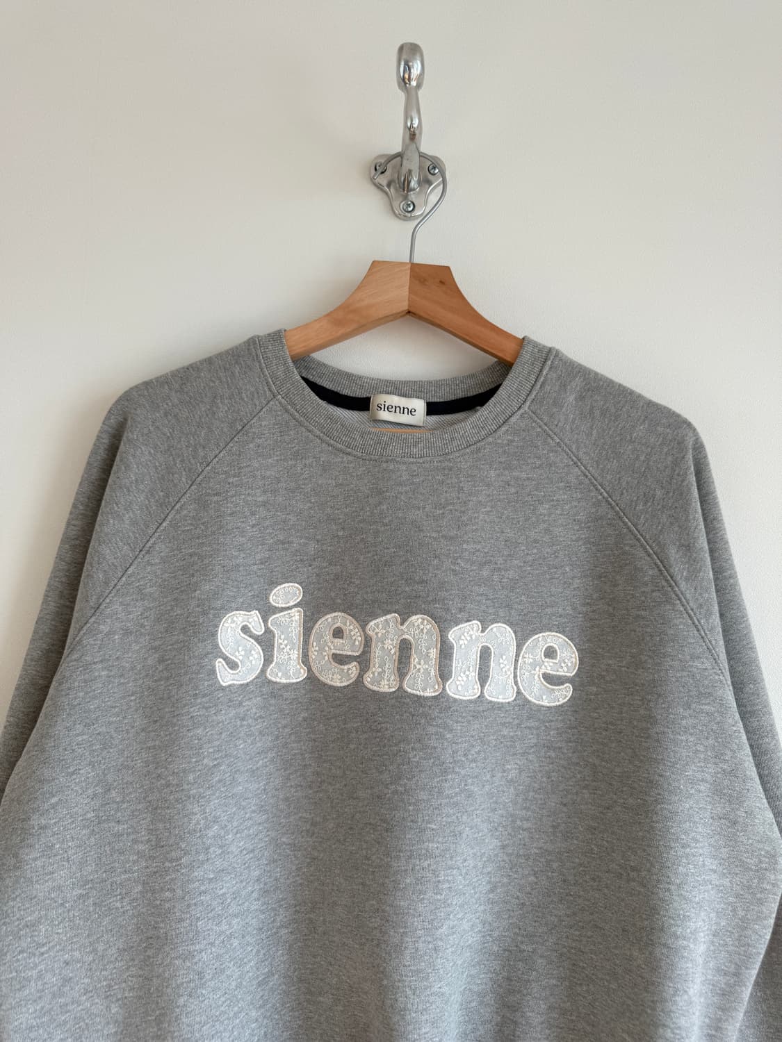 시엔느(sienne) 맨투맨 상품이미지2