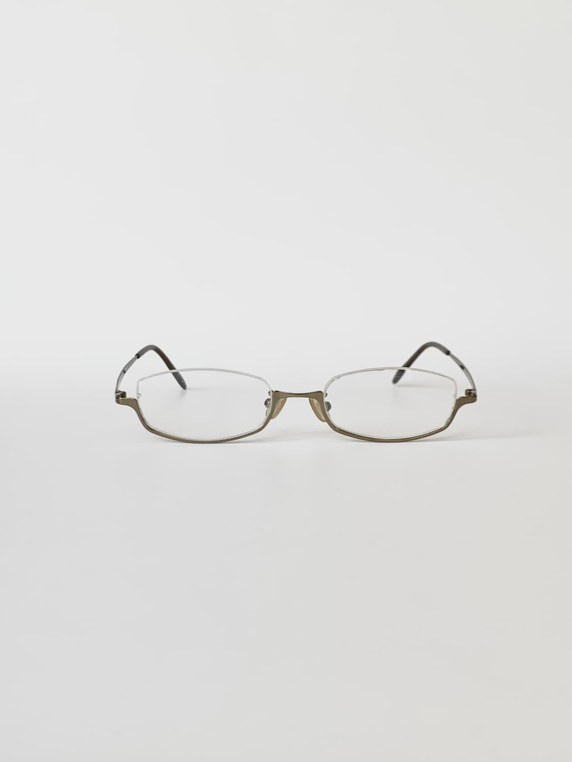 [픽키-579] 언더림 다크 골드 안경테 상품이미지1