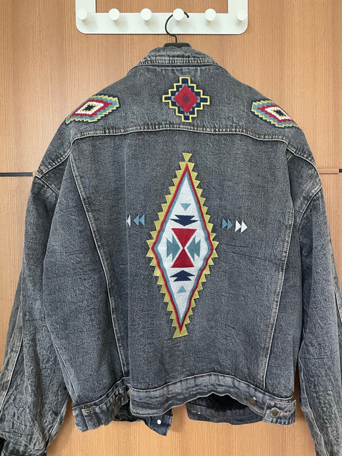 네이티브 아메리칸 자수 데님 자켓 상품이미지1