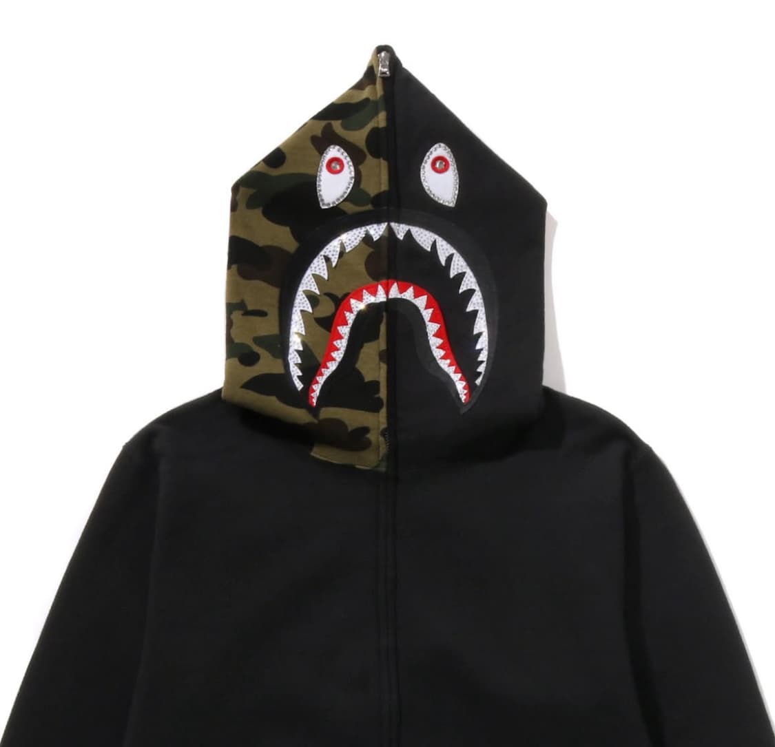 지코 착용 스와로브스키 x 베이프 한정판 후드집업 상품이미지4