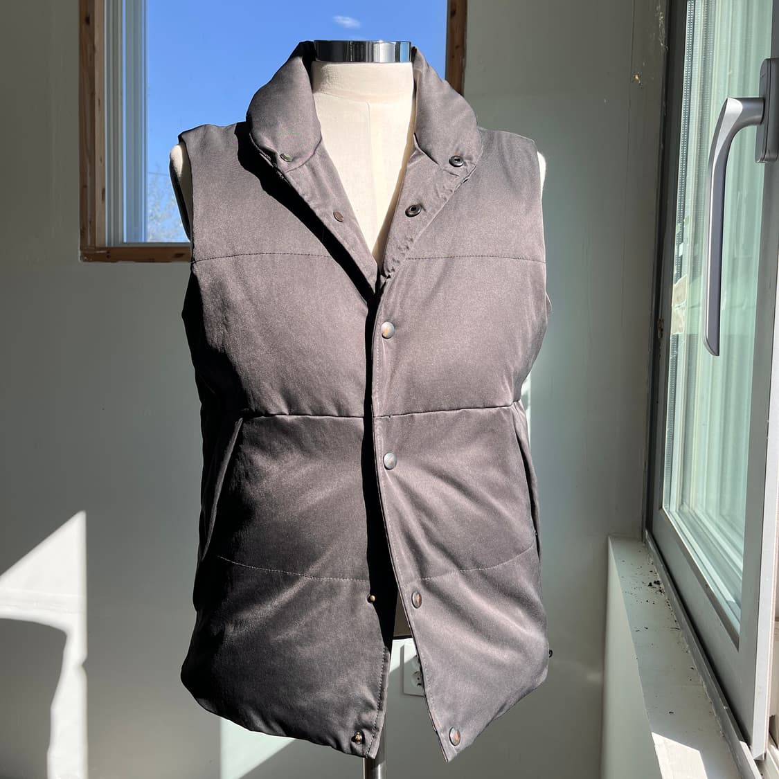 바나나리퍼블릭 패딩 베스트 프리마로프트 상품이미지1