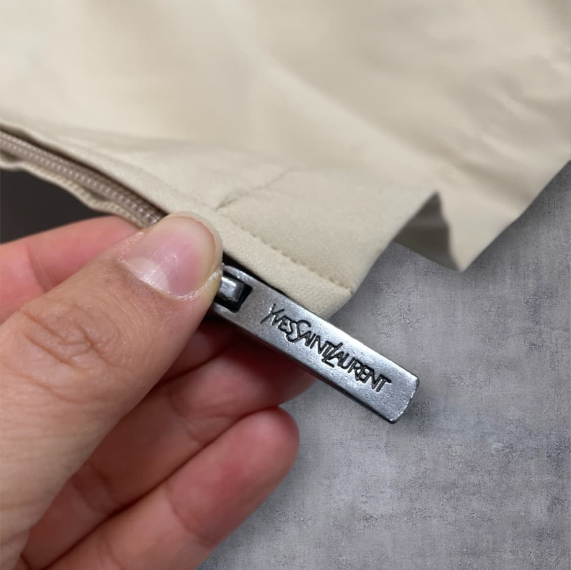 입생로랑 YSL 베이지 미니멀 블루종 자켓 95 상품이미지6