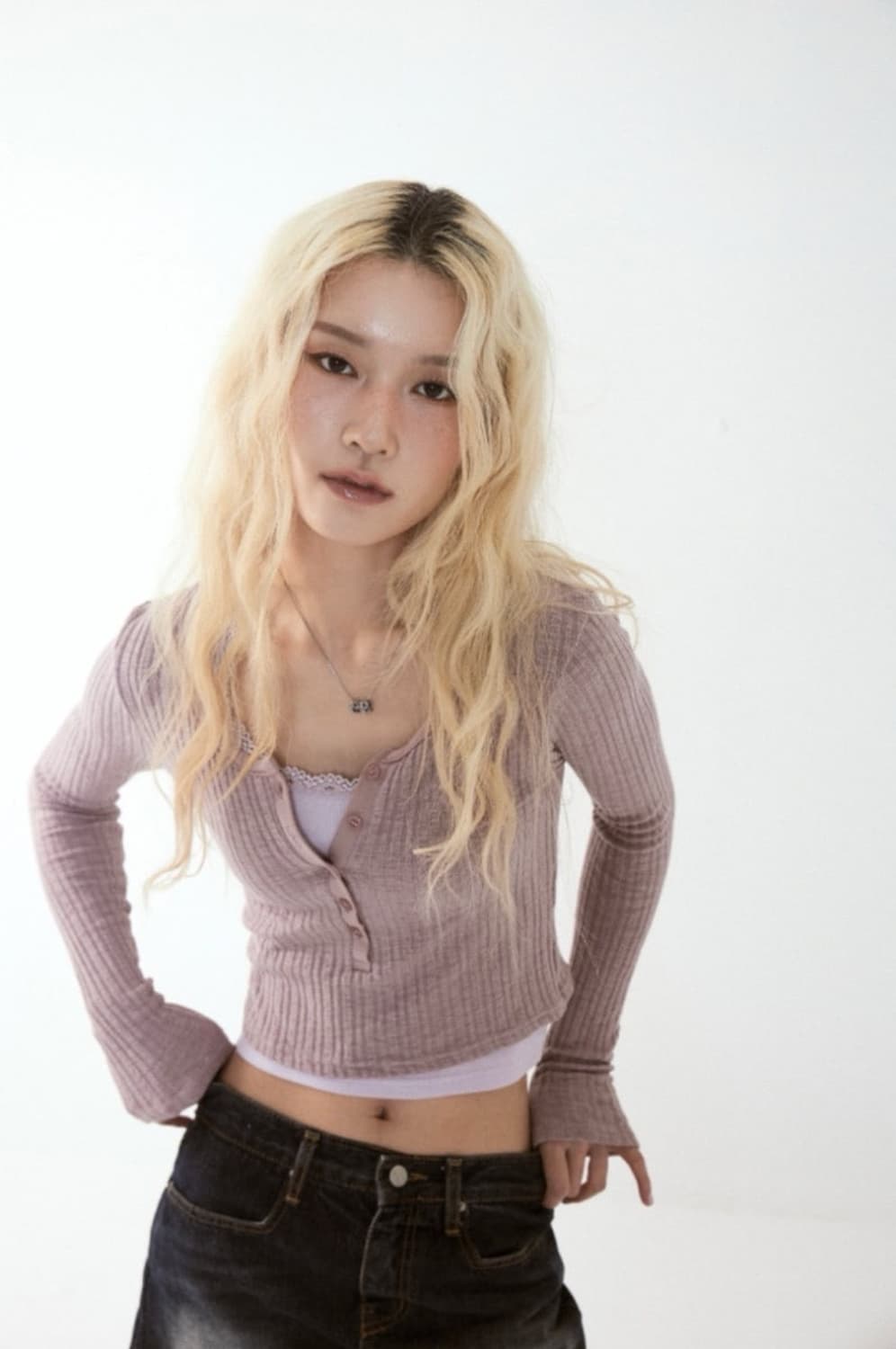 애즈온 마다 버튼티 상품이미지1