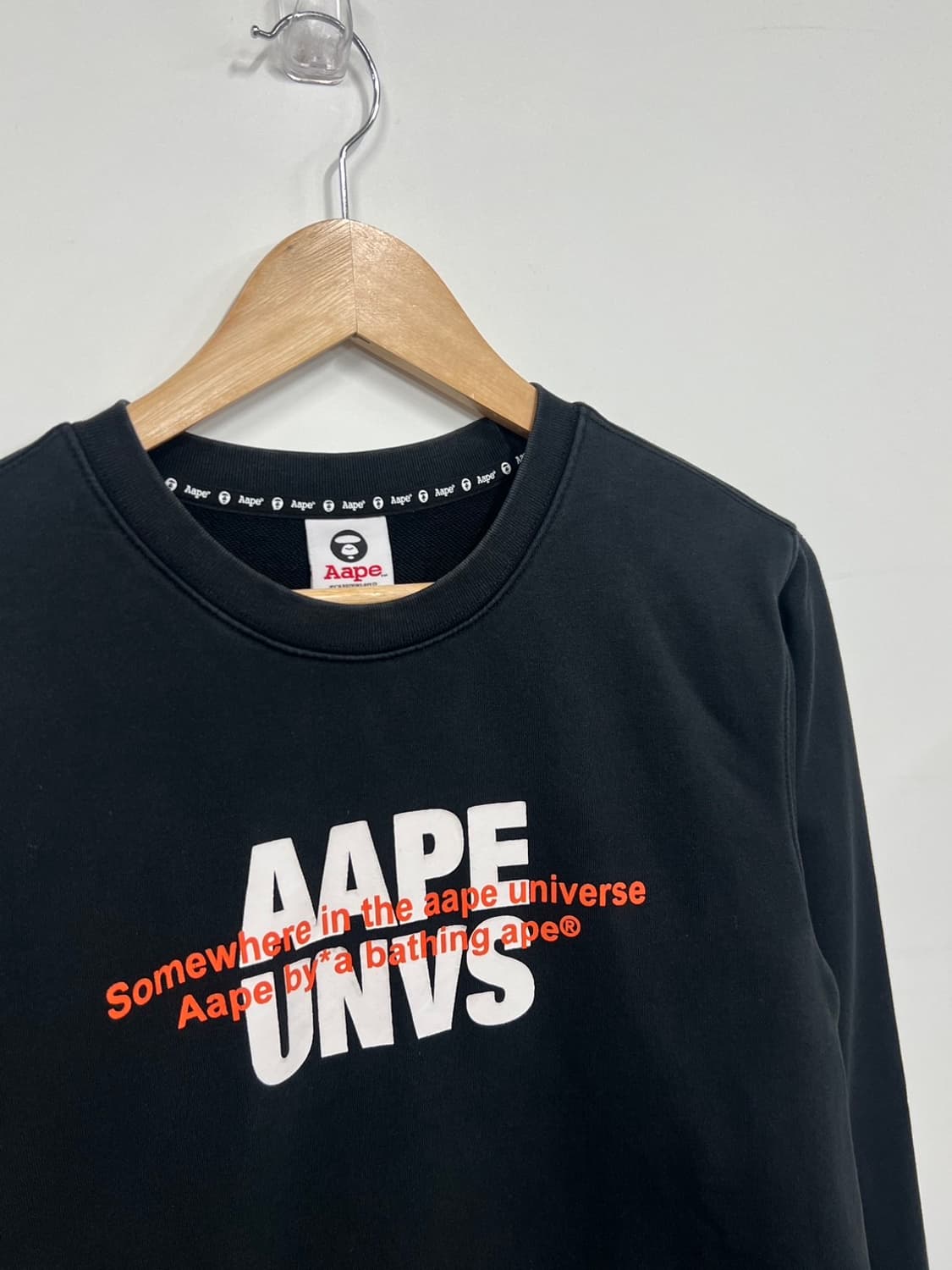 에이프 베이프 카모플라쥬 빅로고 프린팅 맨투맨  상품이미지2