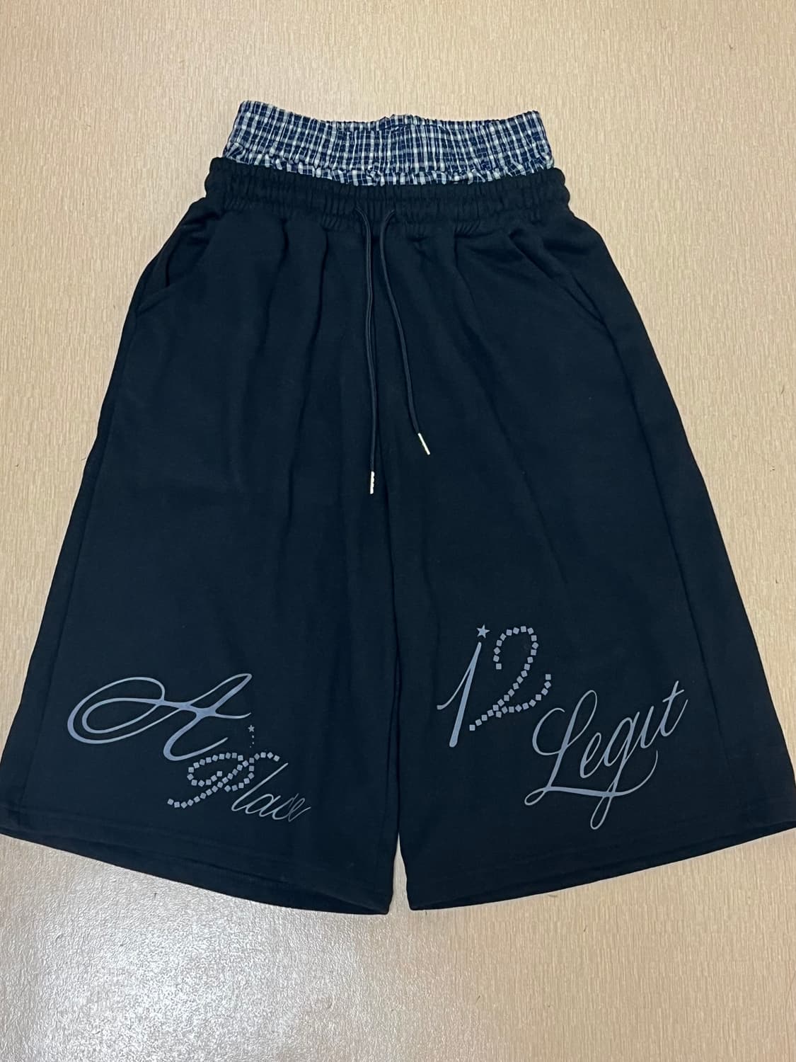 Check Layered Bermuda Sweat Shorts 상품이미지2