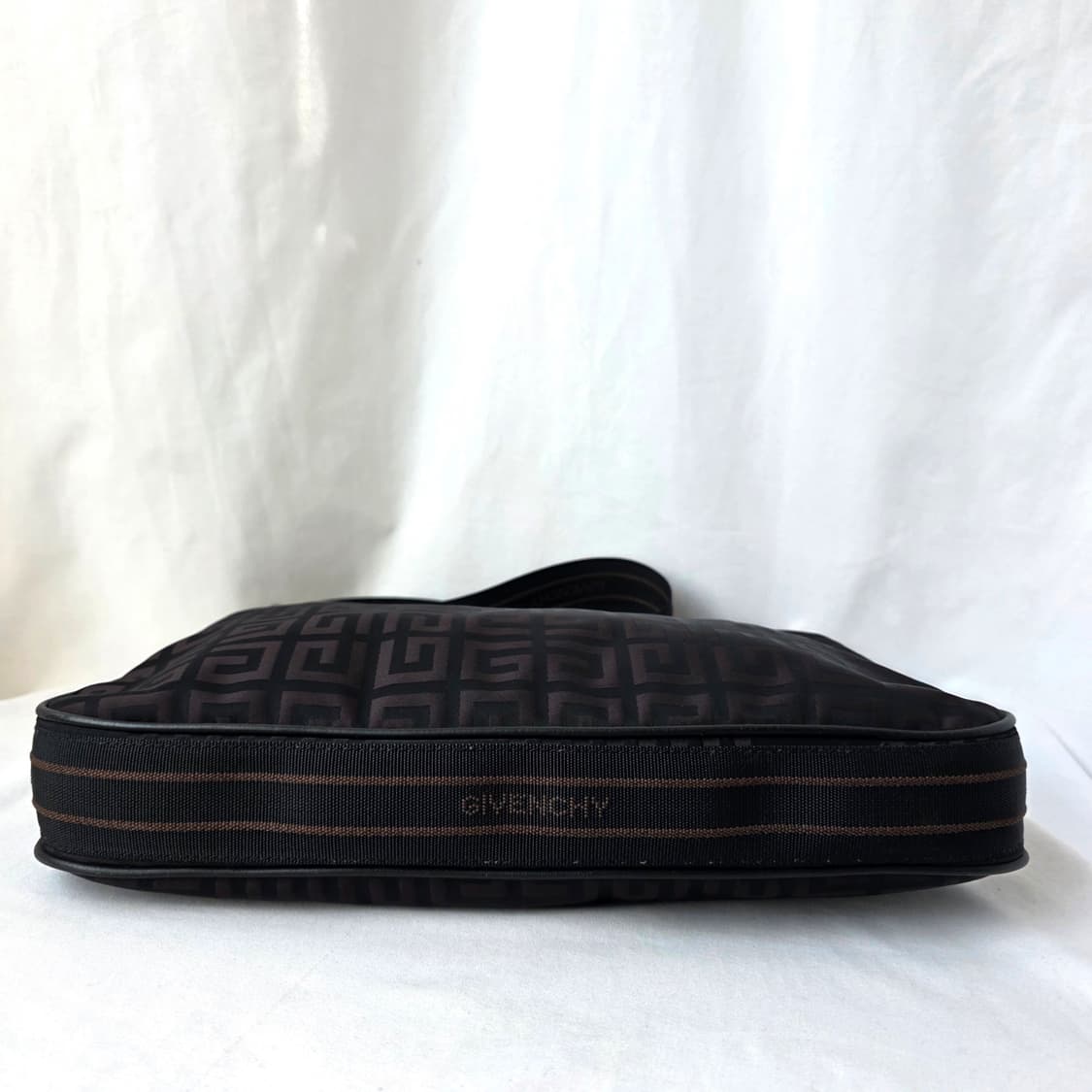 [정품 GIVANCHY] 지방시 로고 패턴 여성 숄더백 호보백 크로스백 상품이미지6