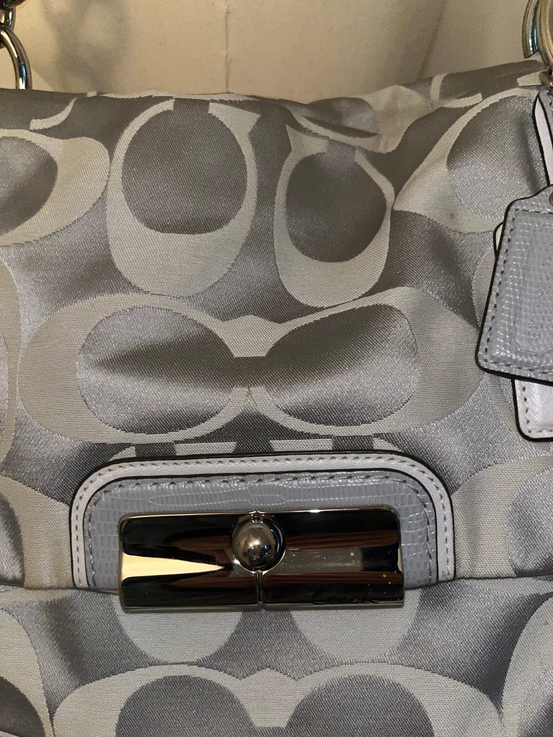 Coach White Silver Shoulder Bag 상품이미지8