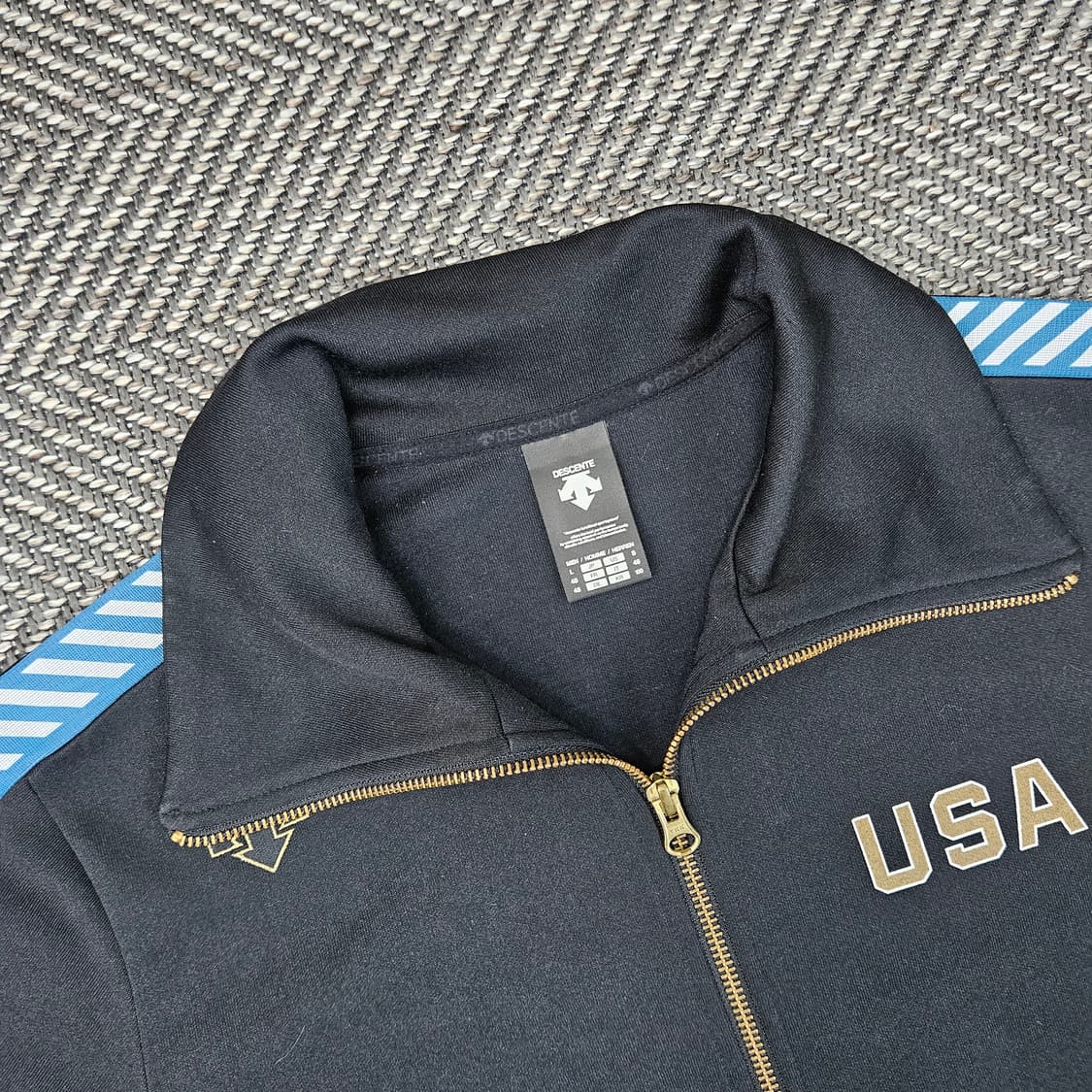 데상트 USA 트랙탑 집업져지 자켓 남자100 상품이미지2