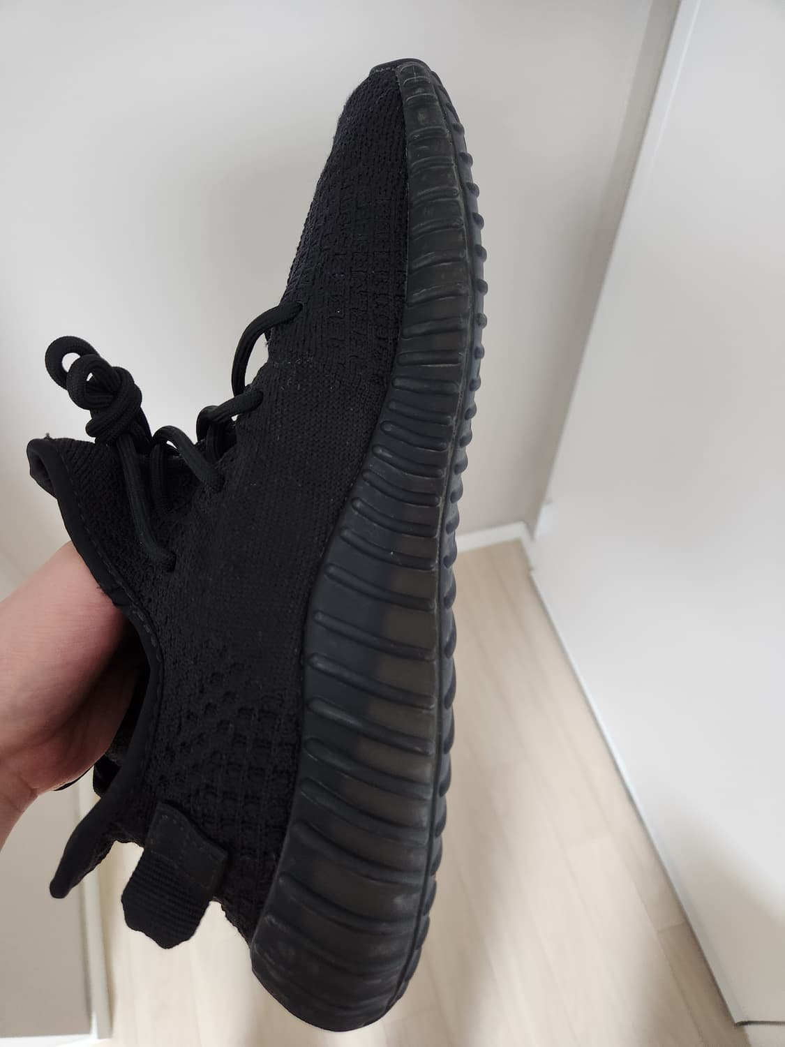 아디다스 이지부스트 350 V2 오닉스 상품이미지8